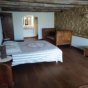 Gasthof A La Ferme Au Milieu Des Lavandes, Valensole